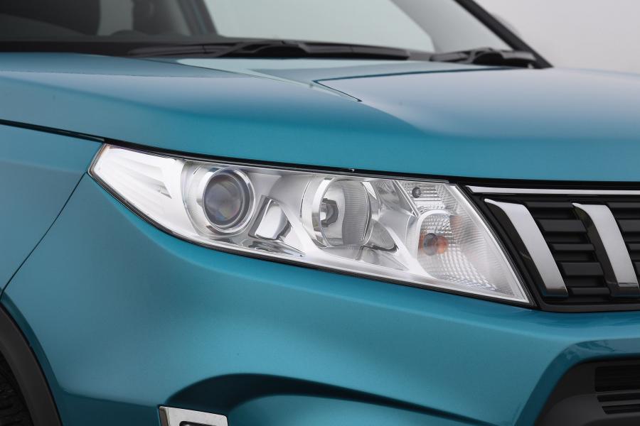 Детали экстерьера Suzuki Vitara 2018 года  (UK) (фото 3 из 25)